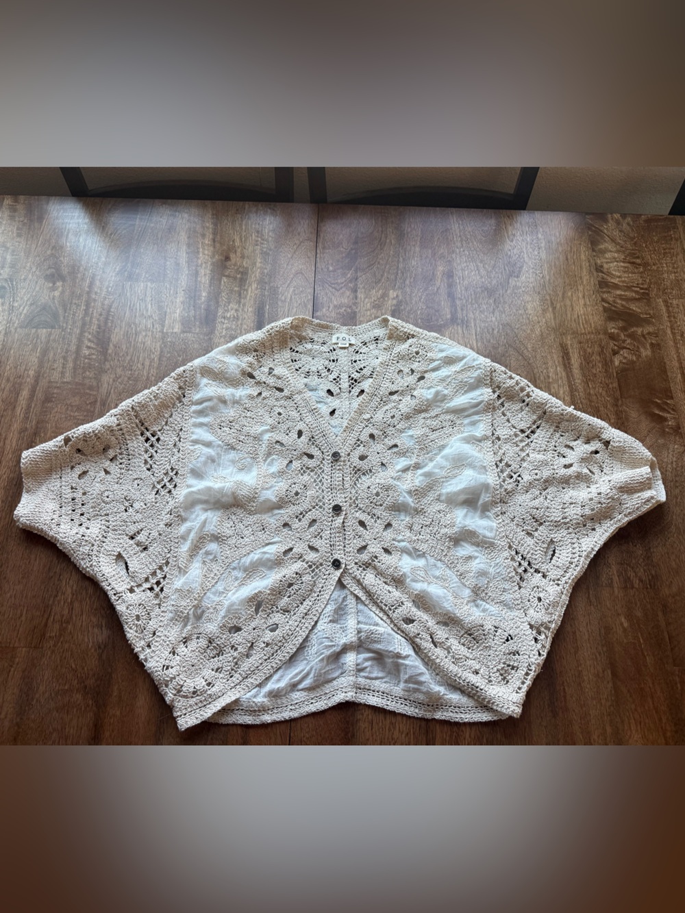 POL Crochet Lace Button-Front Cardigan / Shrug in Cream